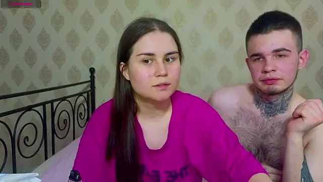 XXX chat uživo modela LucyMur