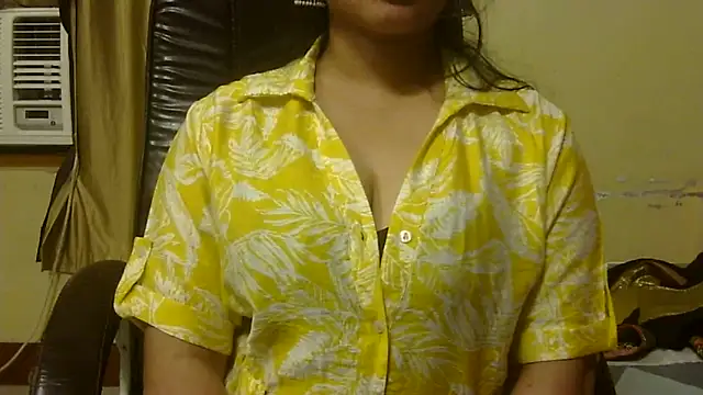 Chat +18 de PUCHEJAAN ao vivo