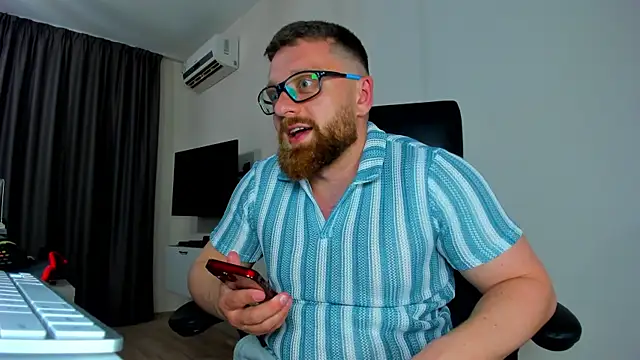 XXX chat uživo modela Findom_guy