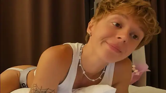 angelAndyy: απευθείας συνομιλία ΧΧΧ