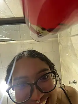 Bunny_fire Chat XXX live