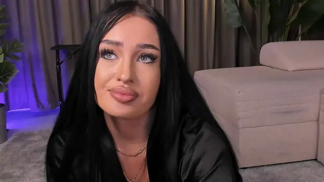 EmeraldKat Chat XXX in diretta