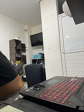 pregnant_sofii18n Webbikameraesitys