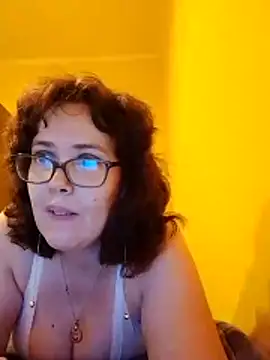 KatarinaStripper Adlı Modelin Canlı XXX Sohbeti