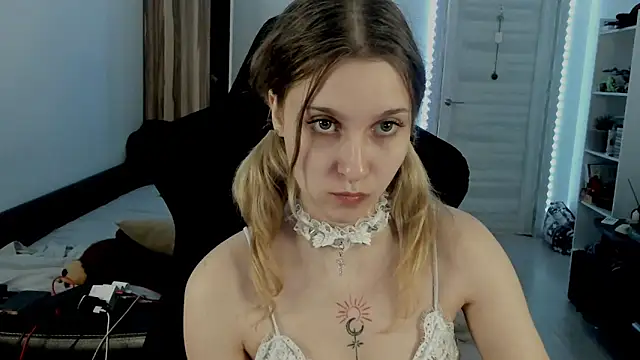 Cassi_Stonem's Live XXX Chat