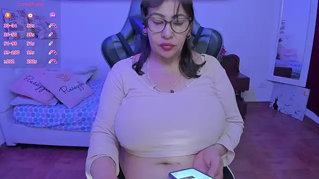 esmeralda_milf's Live XXX Chat