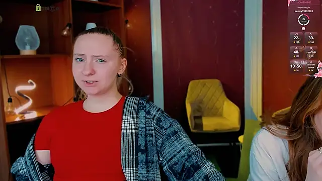 mila_glow1's Live XXX Chat