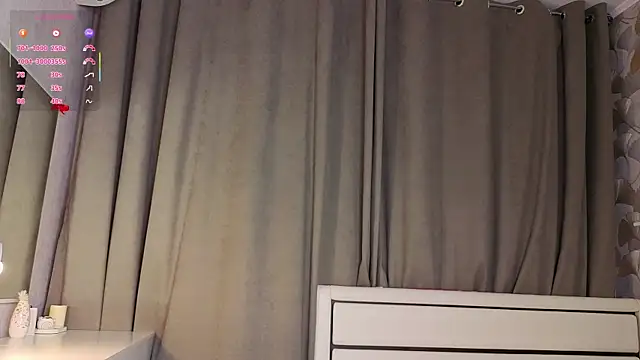 DaynaMacha: онлайн-секс-чат