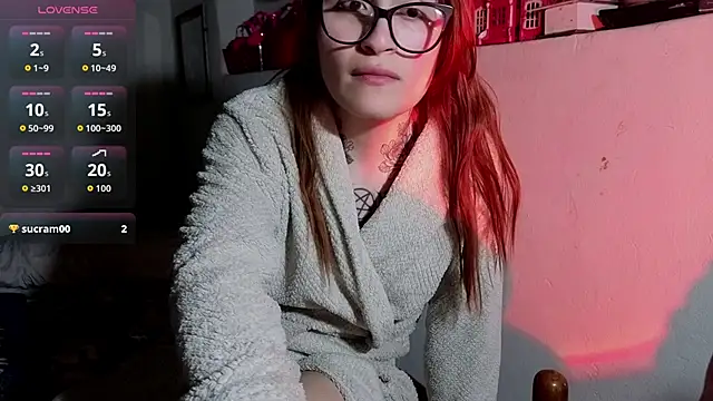 kittenlizz: вебкам-шоу