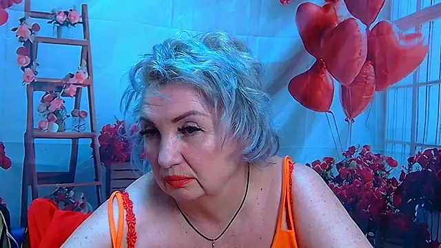 RenataDaster élő XXX-chatje