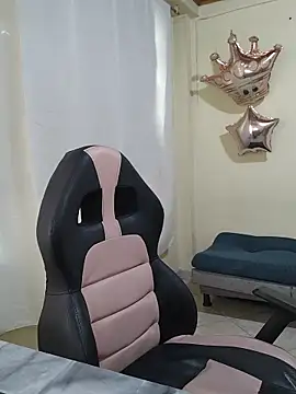 Chatroom XXX en direct de Sarita_Summer