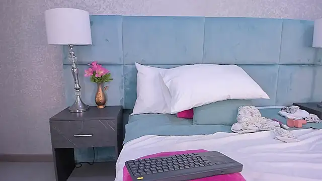 XXX chat uživo modela Celeste_morgann