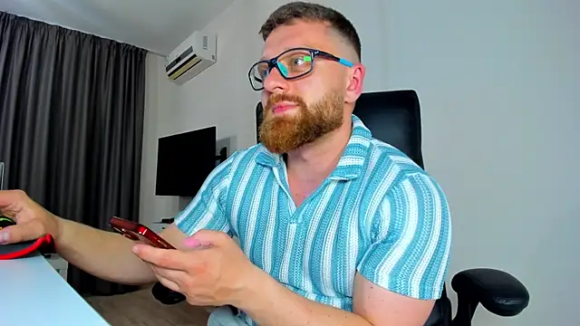 Findom_guy Chat XXX live