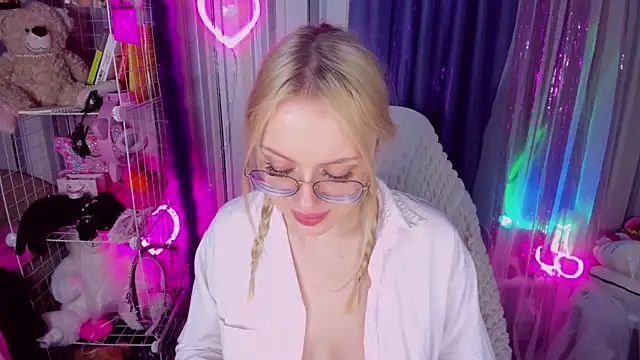 CeaneLino live XXX chat