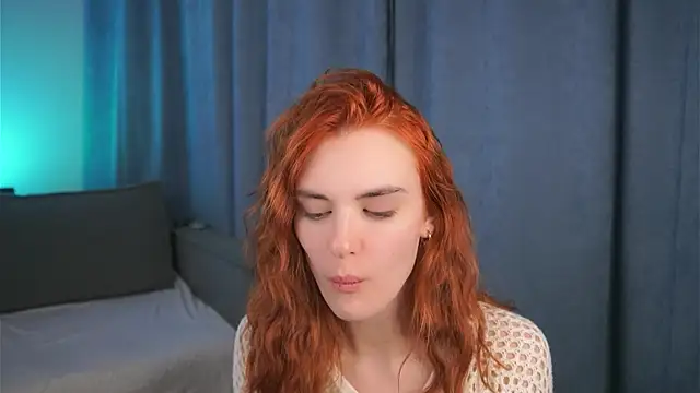 foxy_cute4you live XXX chat