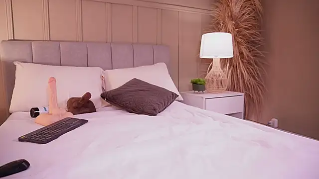 curvyliciousss live XXX chat