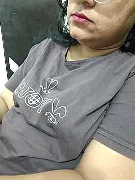 piryasharma005のウェブカメラショー