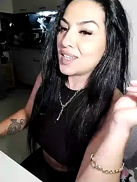 Pokazy przed kamerką – hot-babygirl