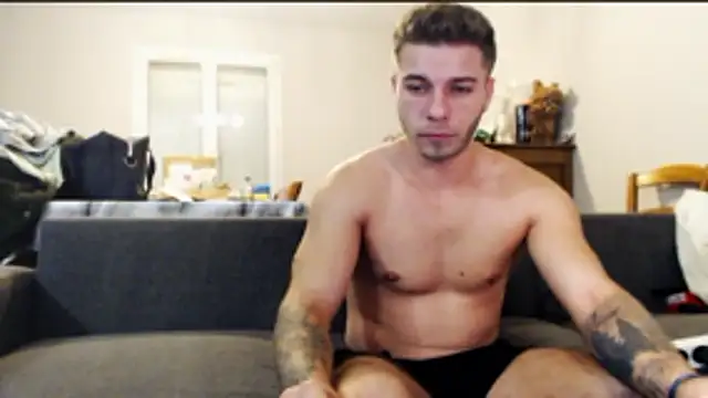 Elkafit28 Live XXX Chat