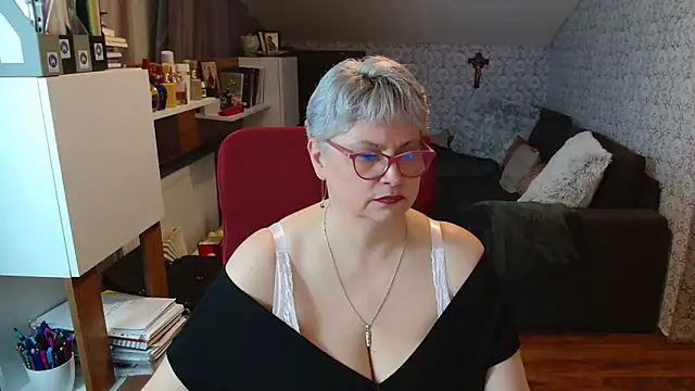 bigtits4you Chat XXX live