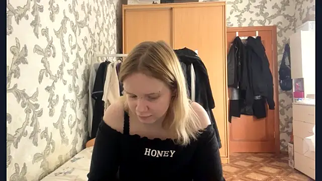 KrystenHoye 现场XXX聊天