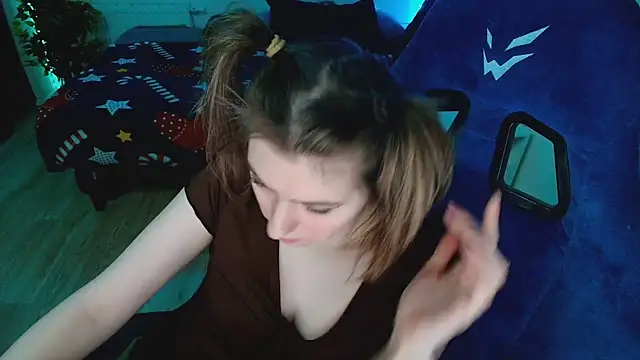 CranberryHot Chat XXX live