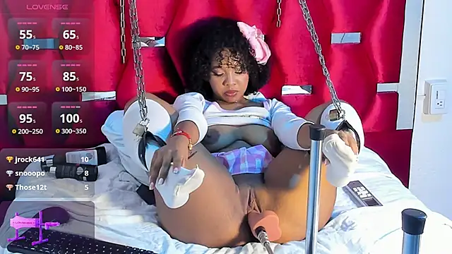 cataleyah_07's Live XXX Chat