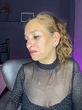 Chat +18 de JennaMilf_ ao vivo