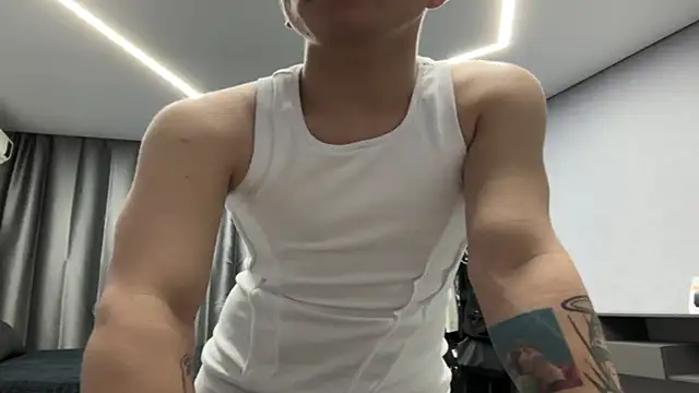 MaxWoolf Live XXX Chat