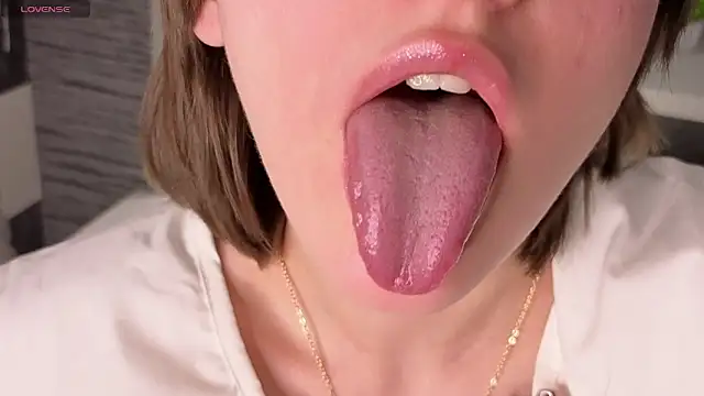 EthalBuffkinのライブXXXチャット