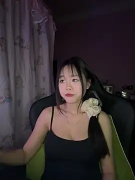 Chatroom XXX en direct de Emely-lysea