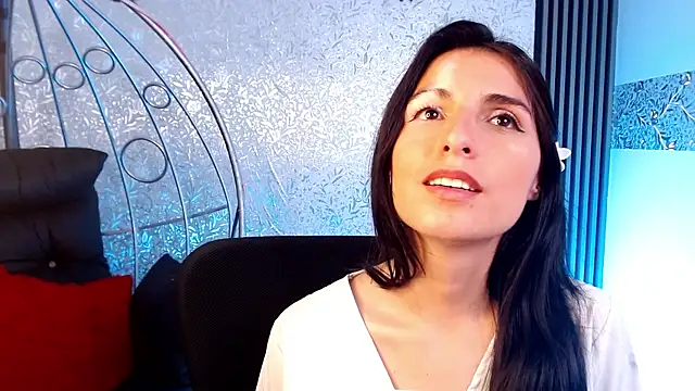 MiaVelasquez01's Live XXX Chat