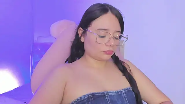 Chatroom XXX en direct de Lizeth_Vega