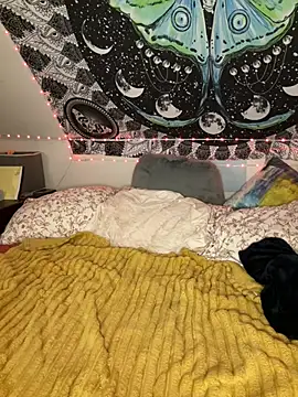 SuzyCatzz 现场XXX聊天