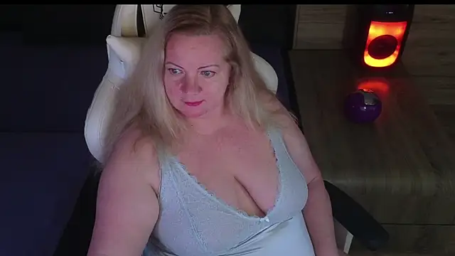 MolligSpielleのライブXXXチャット