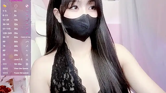 Emily_mmialodyのライブXXXチャット