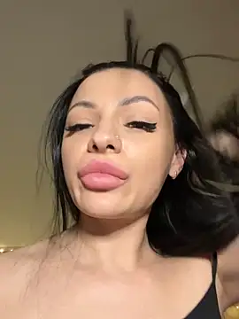 Layana_Ro Live XXX-chat