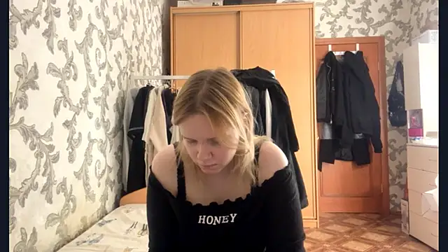 KrystenHoye Webcamshow