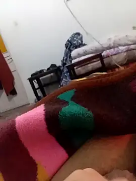 Anonim_00 – Kamerová šou