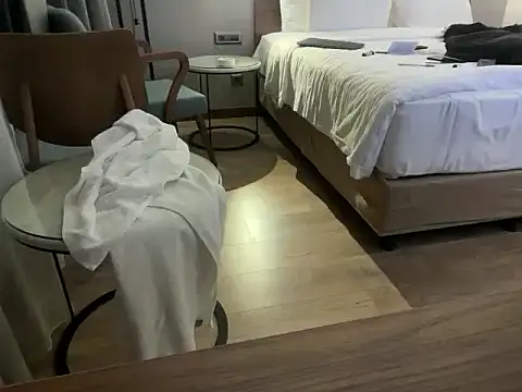 couple_damlan Webbikameraesitys