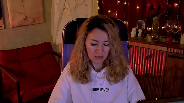 Chatroom XXX en direct de DonnaSmitth