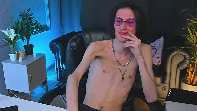 Show modela Klaude_Jam na web-kameri