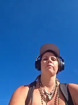 KittyWhispers 网络视讯表演