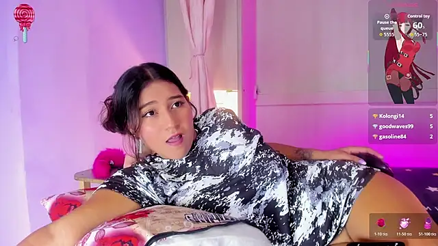 Chatroom XXX en direct de CandyyMaria