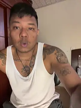 Saipuer31 Show in webcam