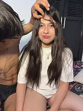 Chat XXX en directo de Haru_Ozk