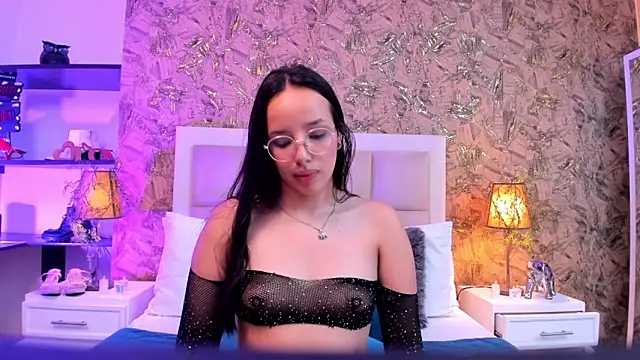 Chatroom XXX en direct de ValkyriaSteel