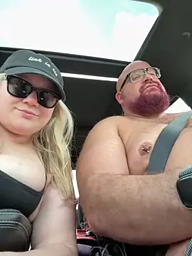 Chat XXX ao vivo de PiggyRose