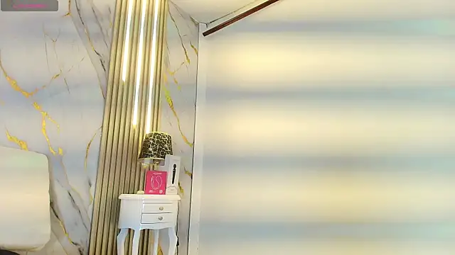 Chat XXX ao vivo de Tiifany_Baker