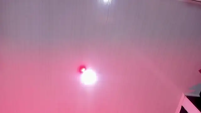 Chat XXX en directo de SagiraBelle